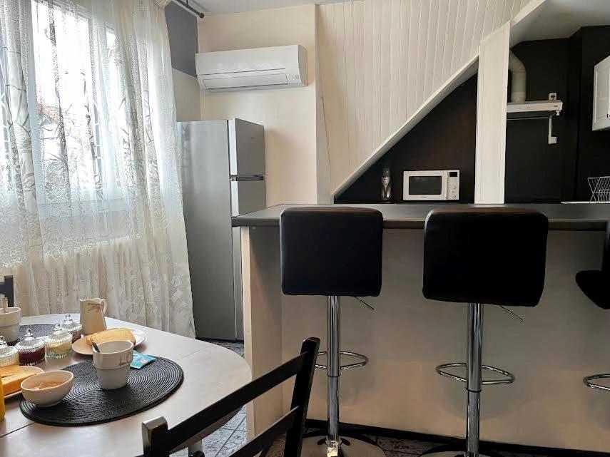 Cosy Apartment Proche Paris Et Disneyland Gagny Exterior foto